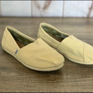 TOMS Classic Canvas Slip On Natural Off White